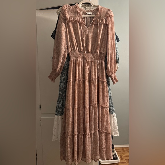 Ada Faye Pink Floral Women's Dress - Picture 3 of 3